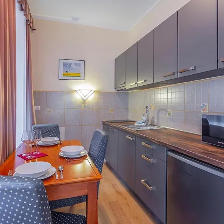 Jeleni Aparthotel