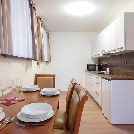 Aparthotel Jeleni *