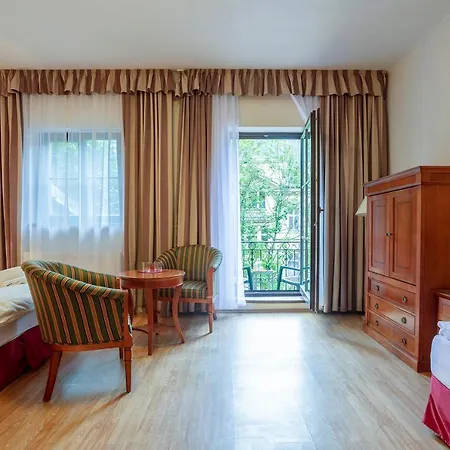Aparthotel Jeleni Karlovy Vary